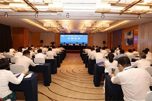 Xi'an App-Chem Bio (Tech) o'qish va almashish uchun Guanchjouga bordi